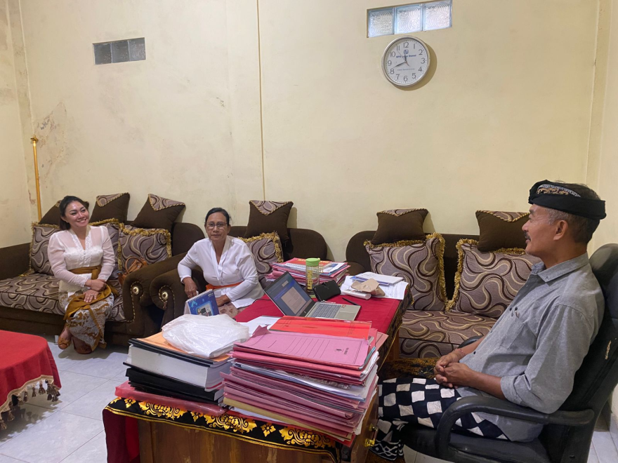 KUNJUNGAN DARI PENDAMPING KOPDES MERAH PUTIH